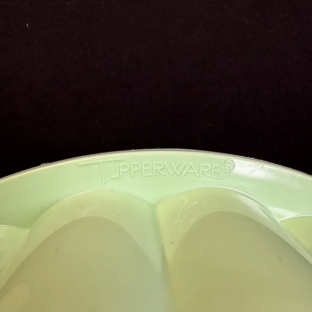 Vintage Tupperware Mint Green Jello Mold‎  1202